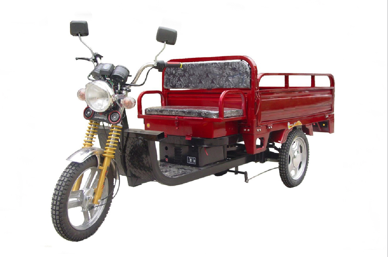 Electric three-wheel vehicle